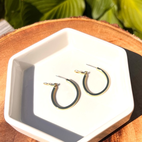 Gold Tone Oval Hoop Earrings - Picture 2 of 8